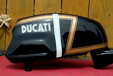 ducati lazy z custom paint