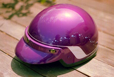 helmet graphics and color to match motorcycle